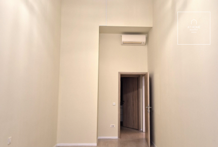 Renovated 133 sqm Pet-Friendly Apartment in the City Center