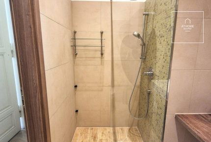 Renovated 133 sqm Pet-Friendly Apartment in the City Center