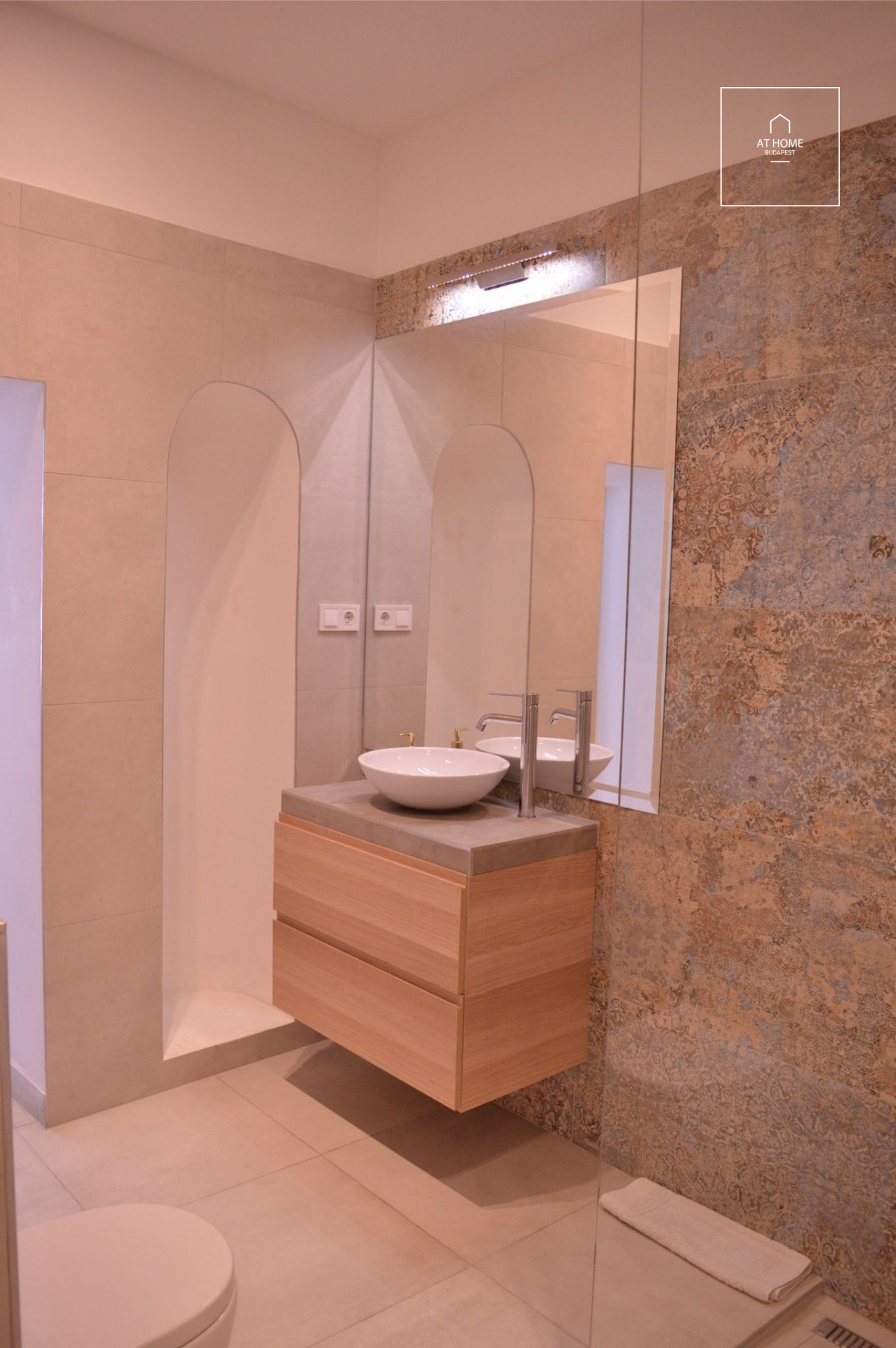 Gyönyörű lakás kiadó pár lépésre az Oktogontól Budapest, VI. kerület