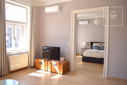 Beautiful apartment for rent a few steps from Oktogon, Budapest, VI. district