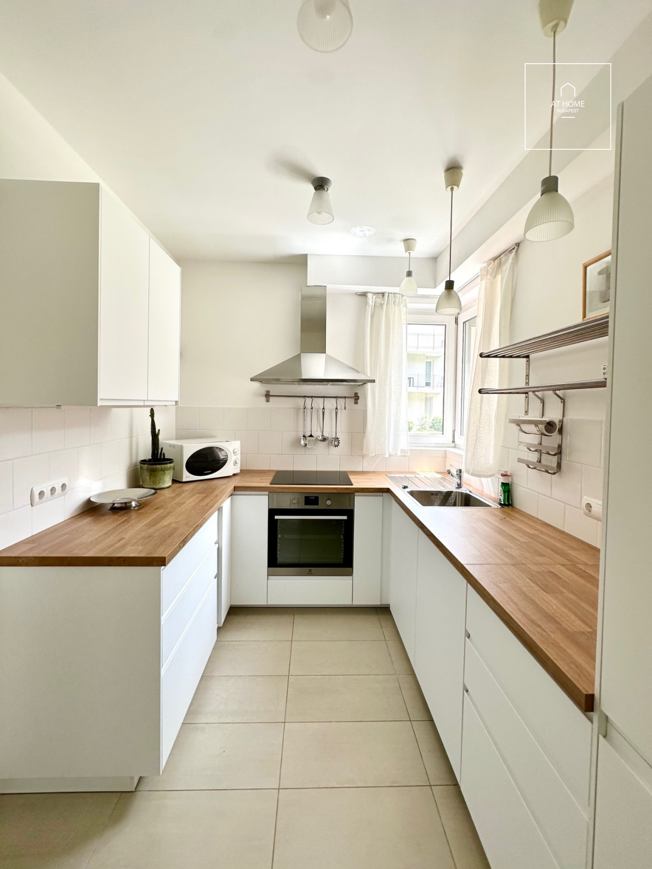 Elegant apartment  Budapest II. district, Kurucles