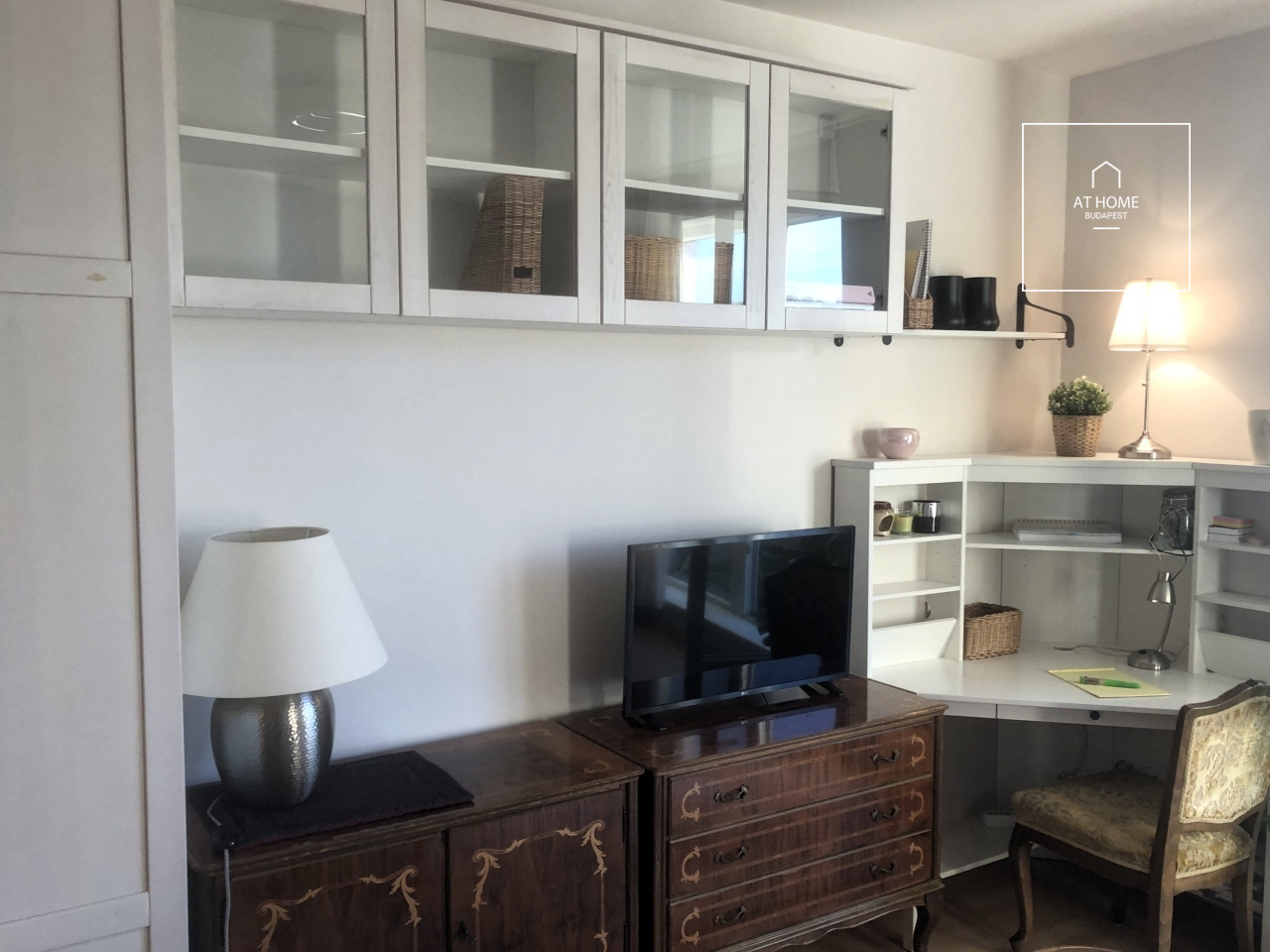 Top-Floor Apartment with Panoramic Views and 25 m² Terrace in District XI