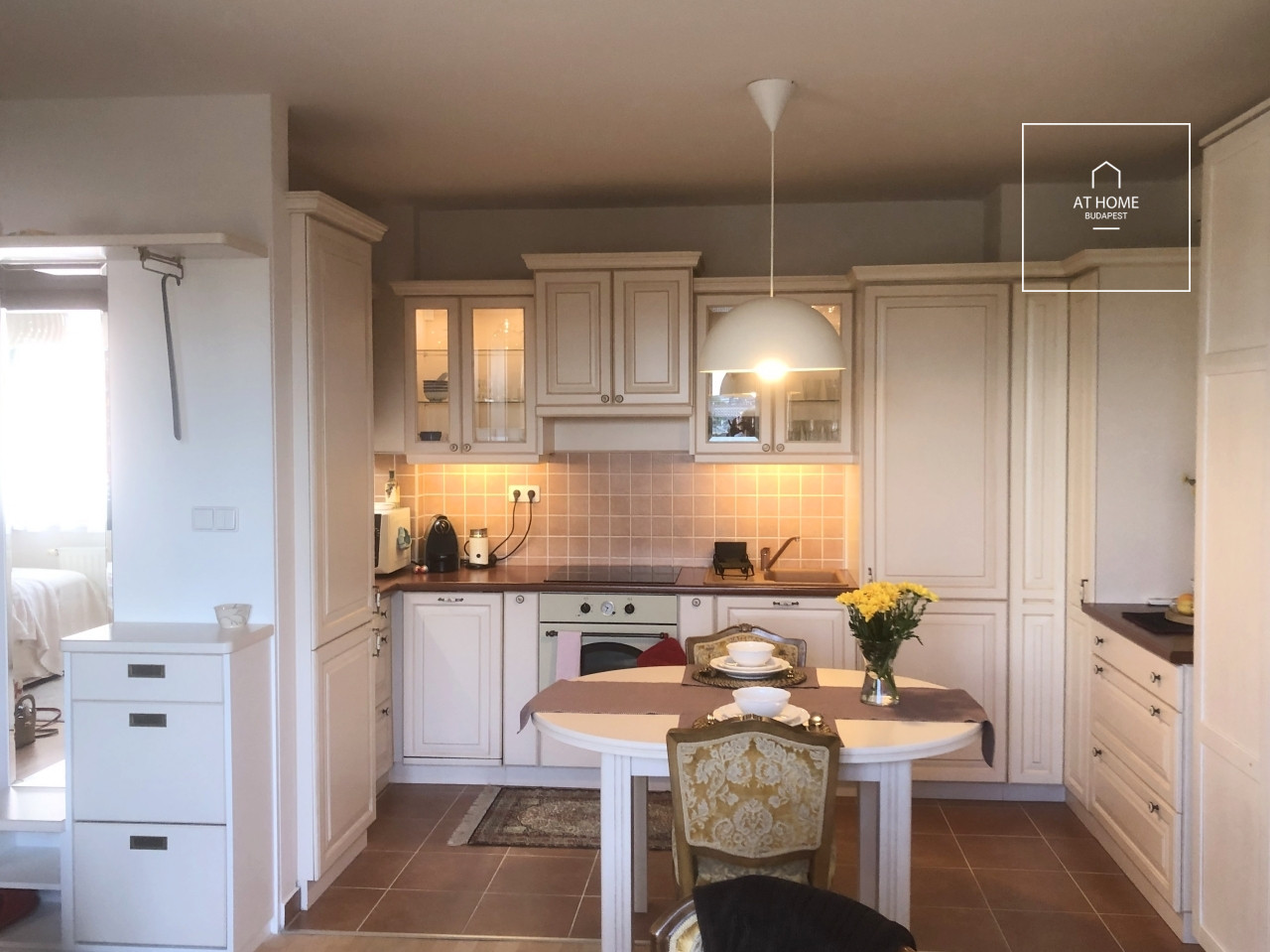 Top-Floor Apartment with Panoramic Views and 25 m² Terrace in District XI