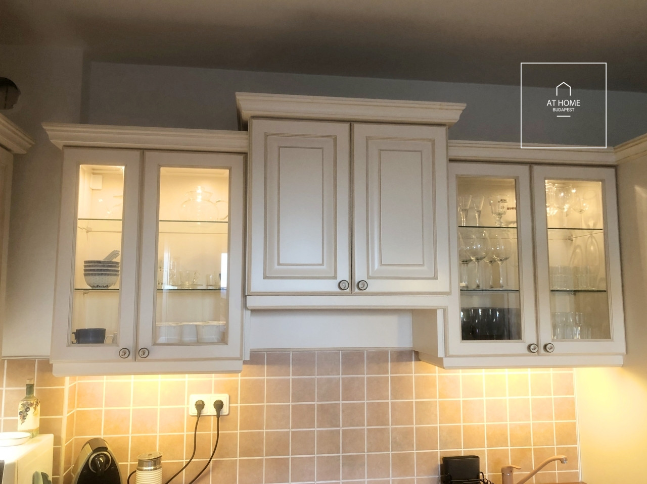 Top-Floor Apartment with Panoramic Views and 25 m² Terrace in District XI