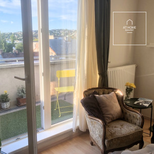 Top-Floor Apartment with Panoramic Views and 25 m² Terrace in District XI