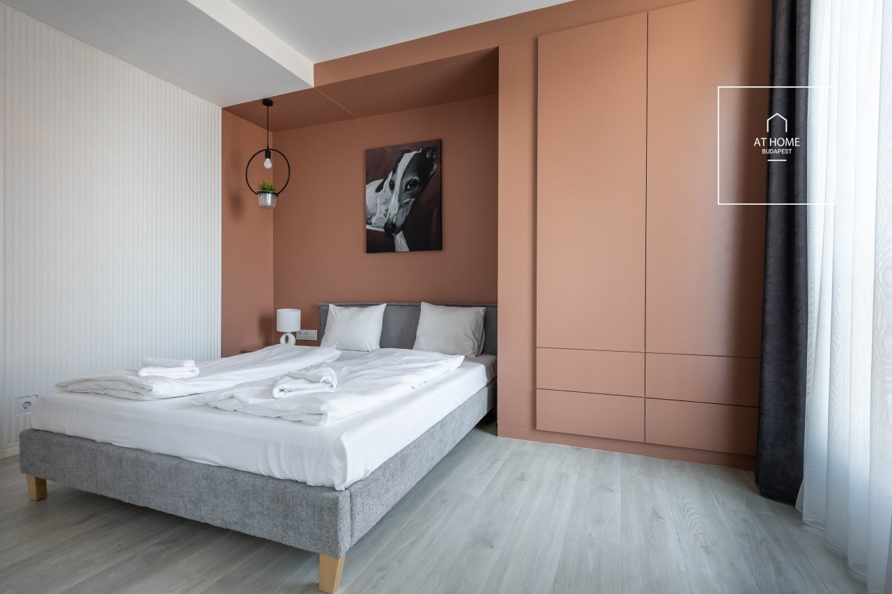 Newly Built Luxury Condo with 2 Bedrooms in District VII