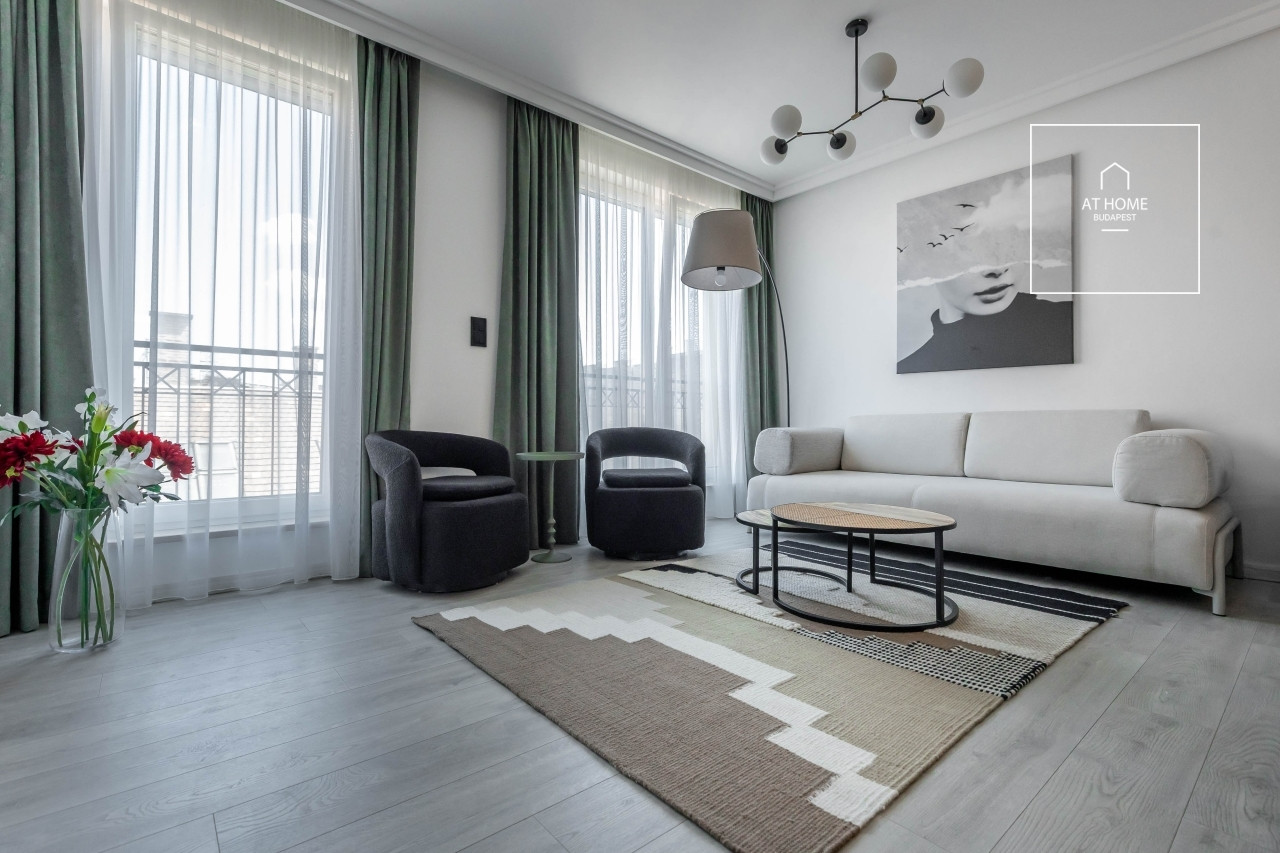 Newly Built Luxury Condo with 2 Bedrooms in District VII