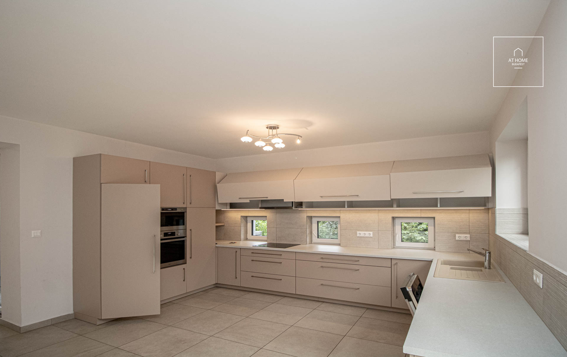 Stunning detached house for rent  II/A. district, Budaliget