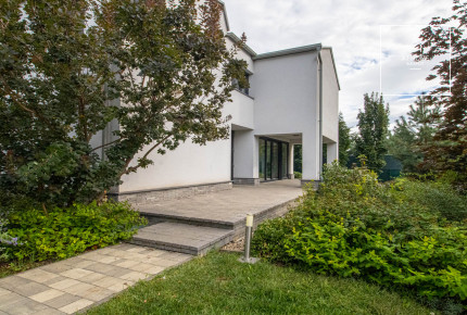 Stunning detached house for rent  II/A. district, Budaliget