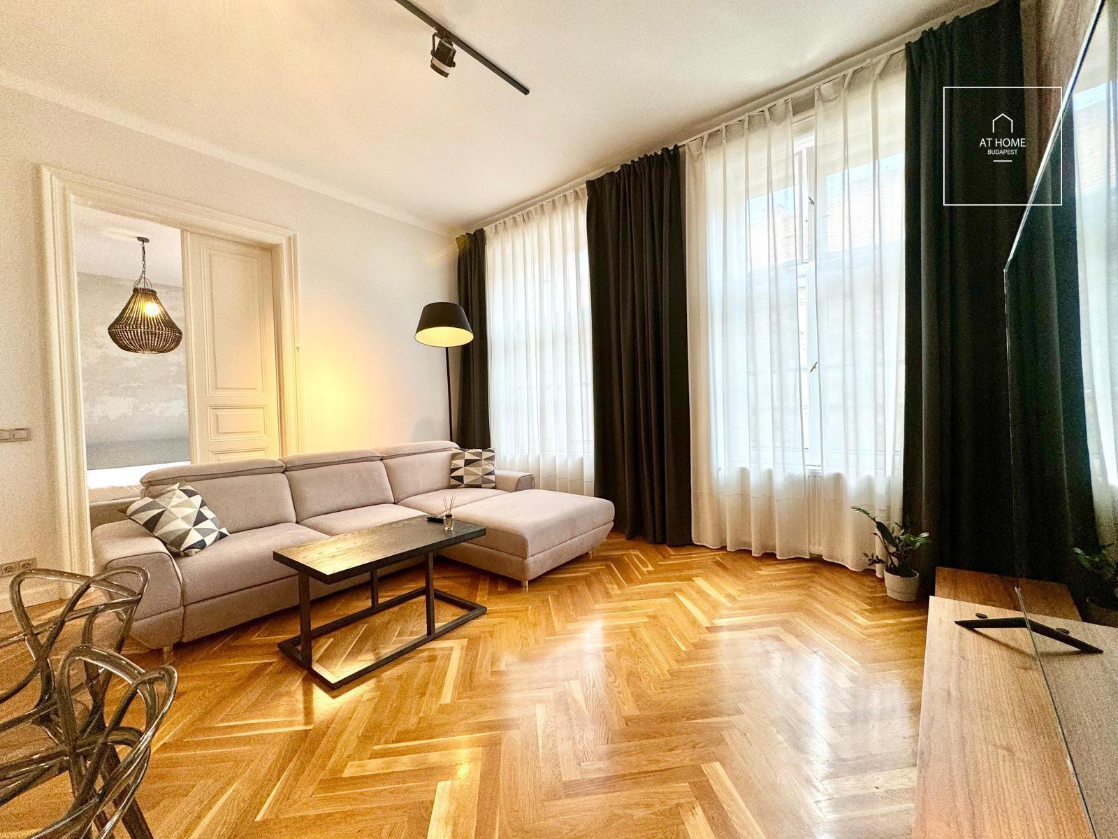 Premium refurbished one-bedroom apartment for rent in the 6th district of Budapest, Terézváros