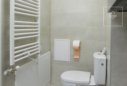 Fully Renovated 3-Bedroom Apartment with Balcony in District XII