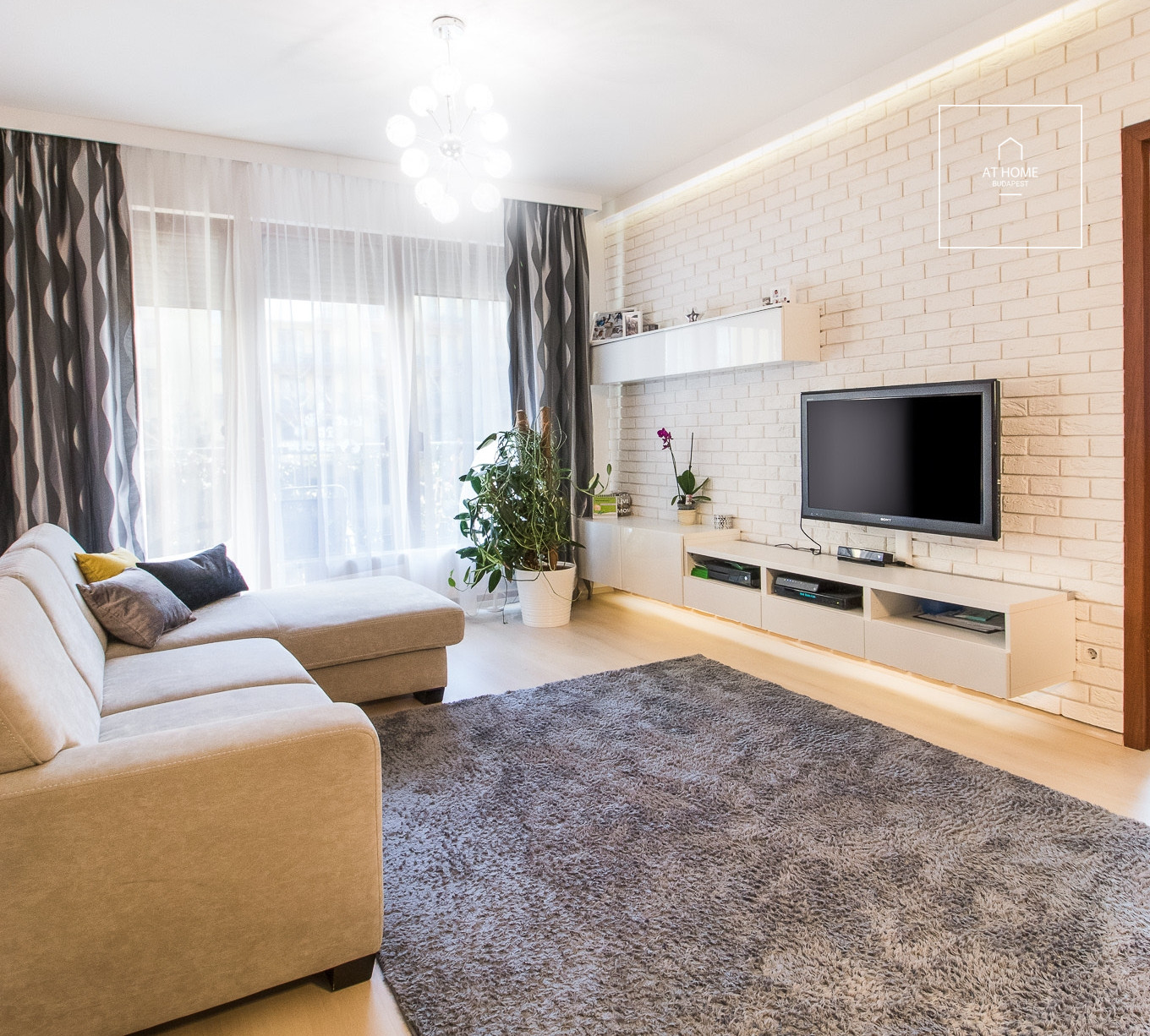 Premium 2-bedroom apartment for rent in district XIII., Marinapart