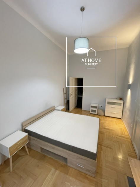 Pet-Friendly 3-Bedroom Apartment for Long-Term Rent in District VI