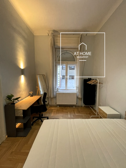 Pet-Friendly 3-Bedroom Apartment for Long-Term Rent in District VI