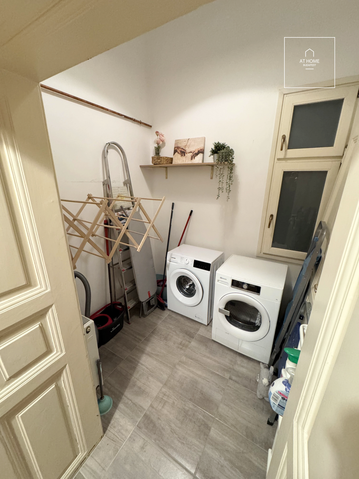 Pet-Friendly 3-Bedroom Apartment for Long-Term Rent in District VI