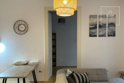 Pet-Friendly 3-Bedroom Apartment for Long-Term Rent in District VI