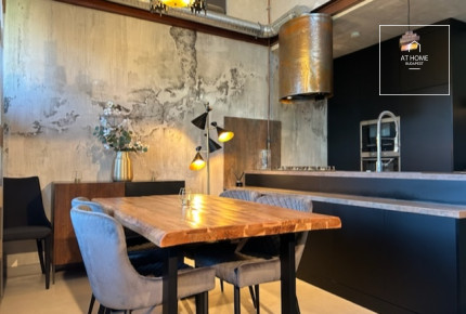 Exclusive 102 sqm loft apartment on the 3rd floor in District I, Krisztinaváros