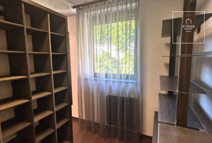 Exclusive 102 sqm loft apartment on the 3rd floor in District I, Krisztinaváros