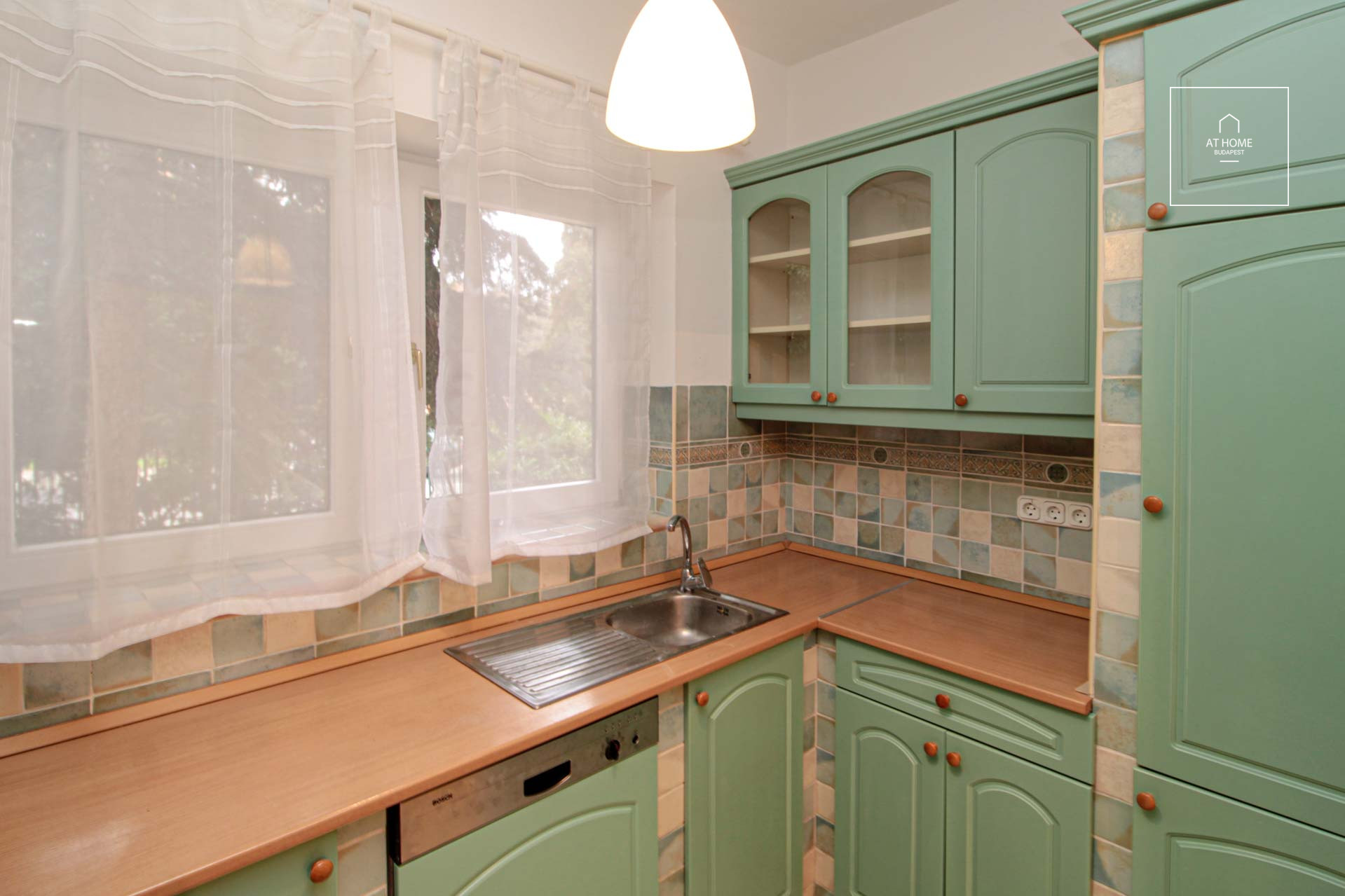 Wonderful detached house for rent Budapest XII. district, Németvölgy