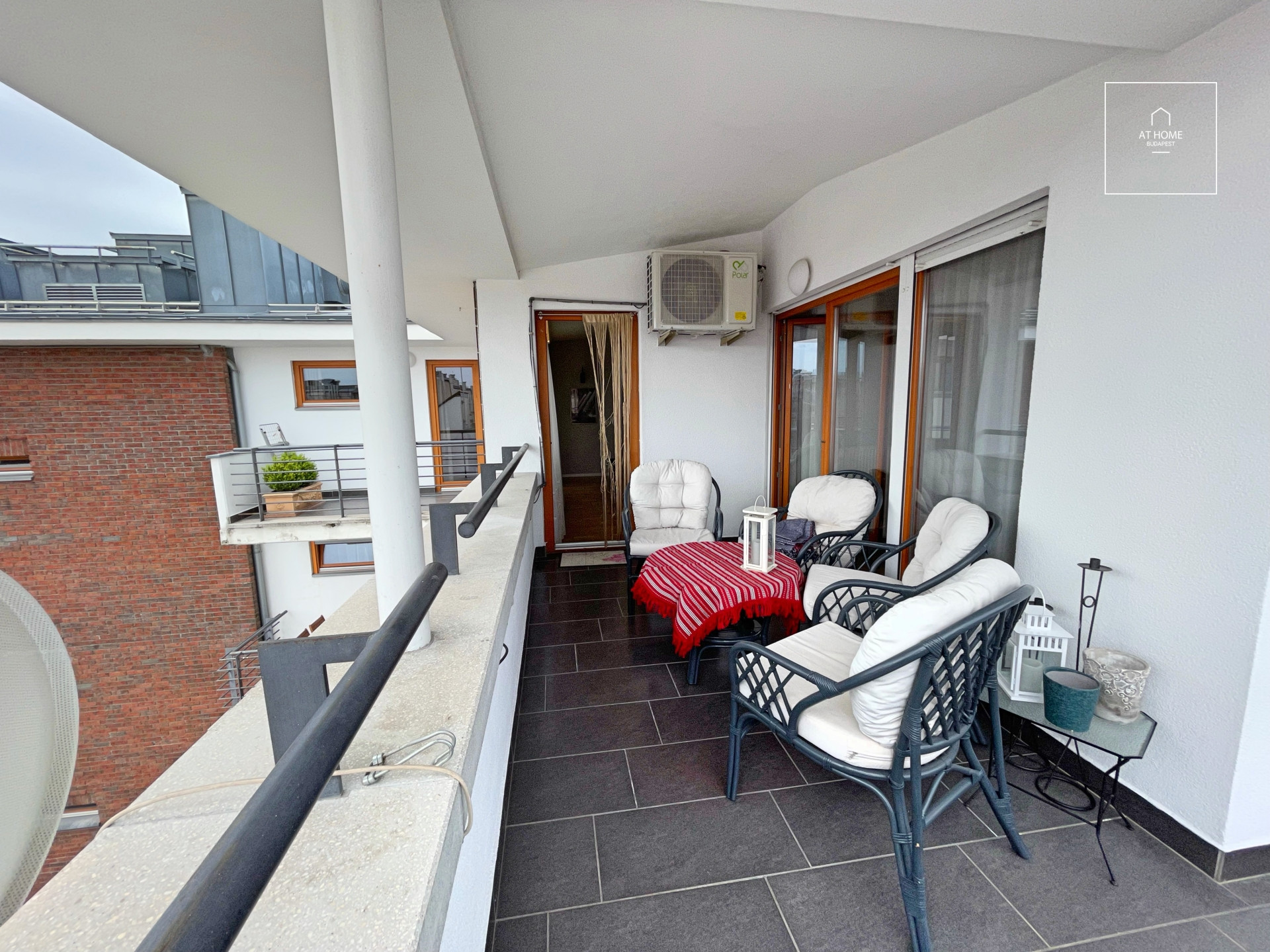 Sunny apartment for rent Budapest VI. district, Terézváros