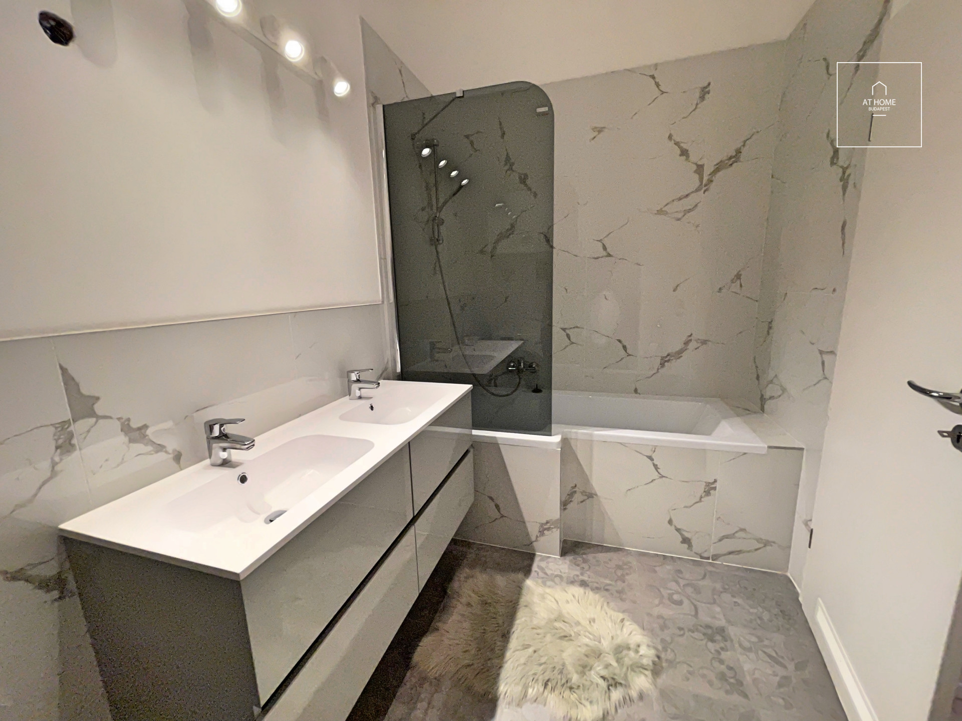 Napfényes lakás kiadó Budapest VI. kerület, Terézváros