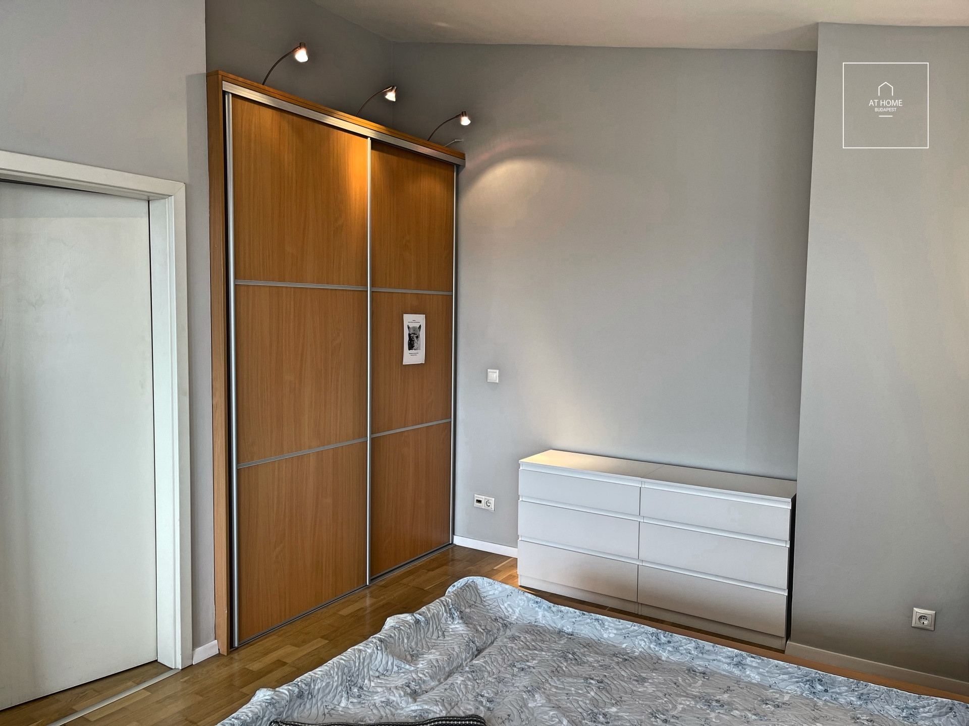 Sunny apartment for rent Budapest VI. district, Terézváros