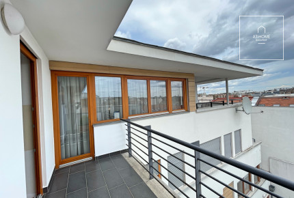 Sunny apartment for rent Budapest VI. district, Terézváros