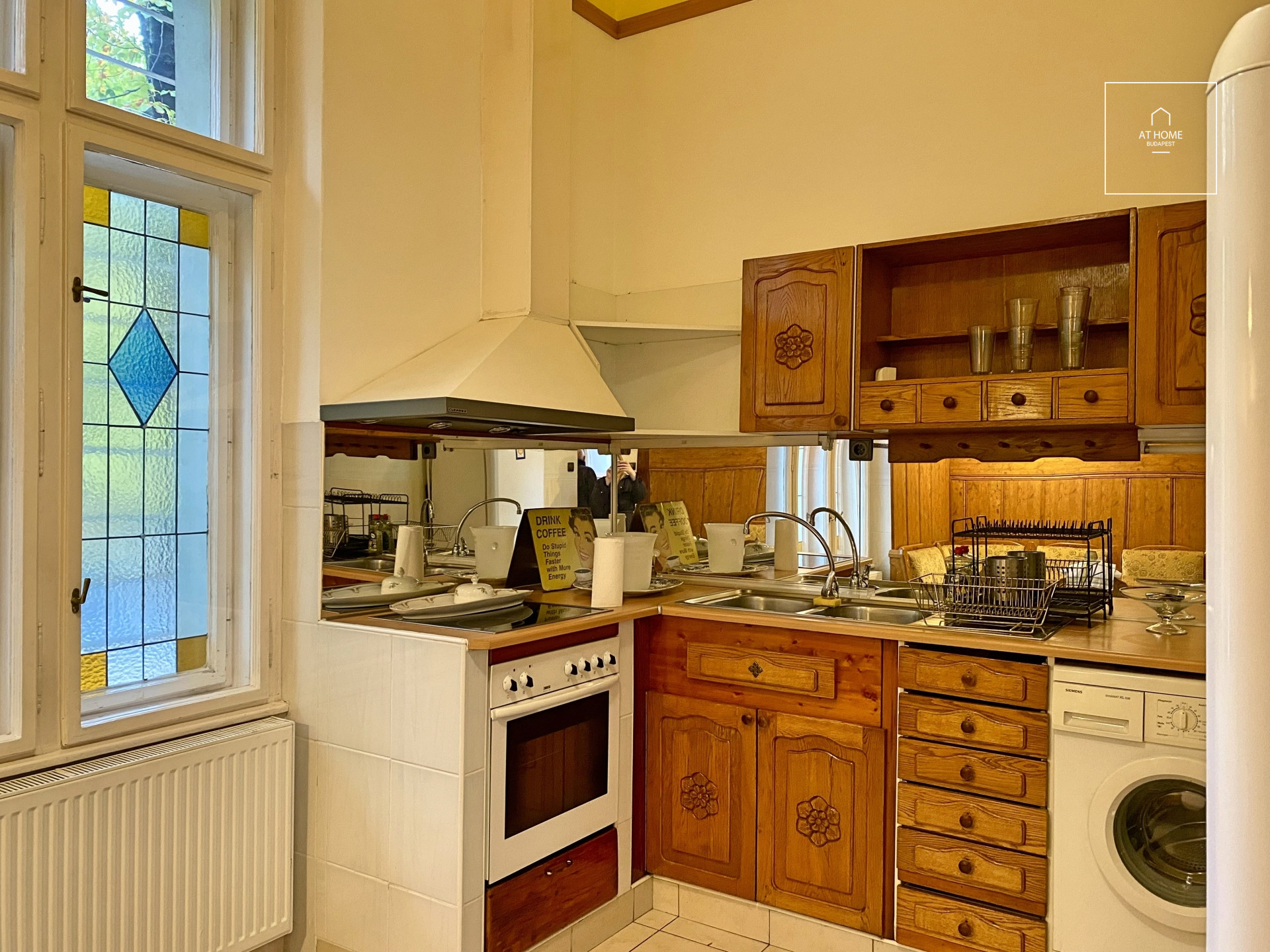 Elegant historic villa Apartment for Rent in Rézmál – Also Suitable as an Office