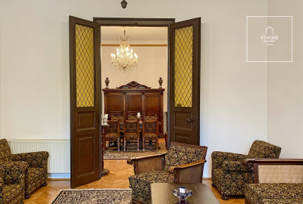 Elegant historic villa Apartment for Rent in Rézmál – Also Suitable as an Office