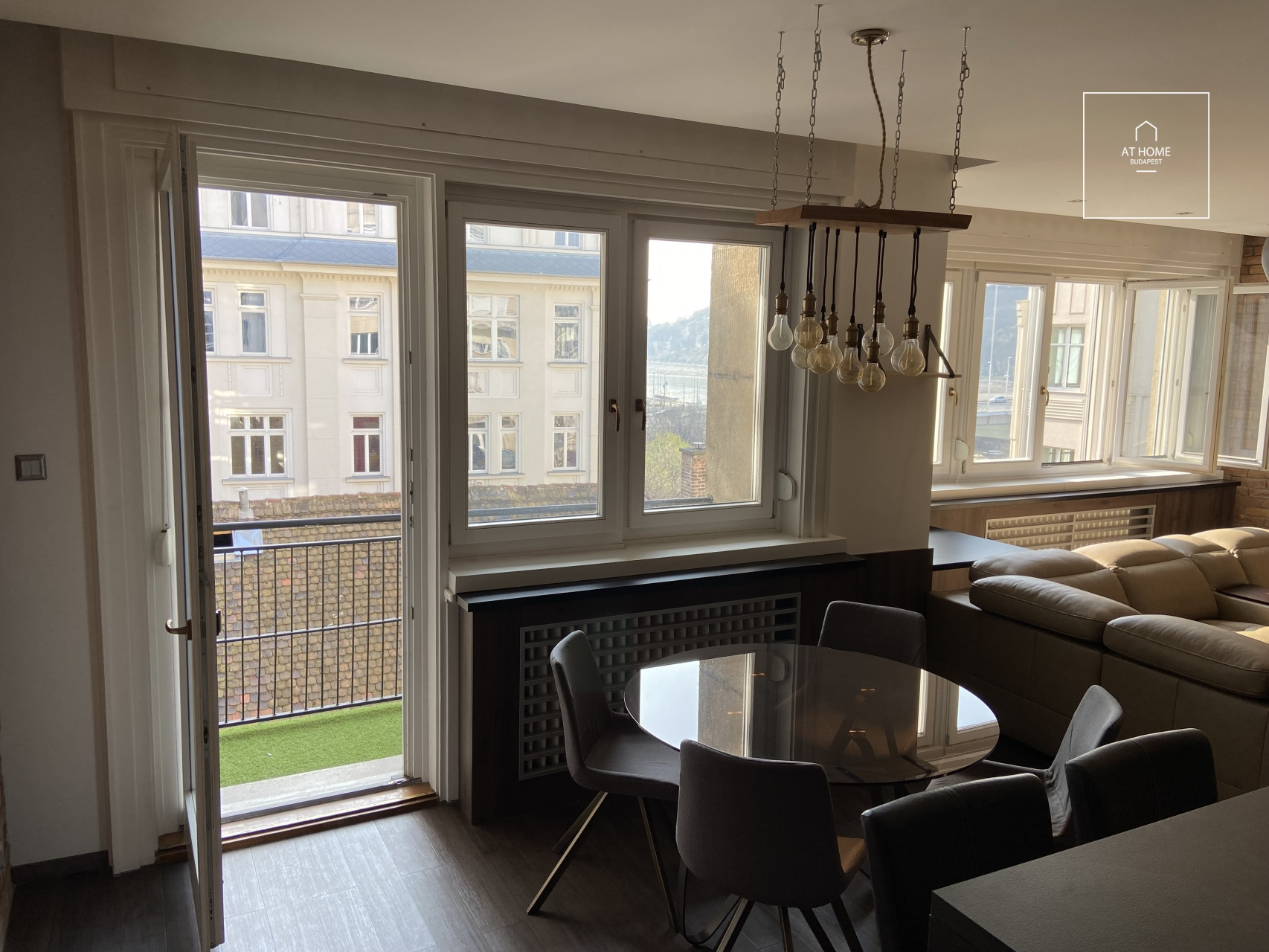 Premium one-bedroom apartment available for rent in Budapest, 5th district, Downtown