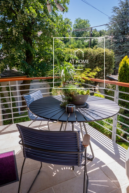 150 sqm First-Floor Apartment with 3 Bedrooms and Parking in District XII