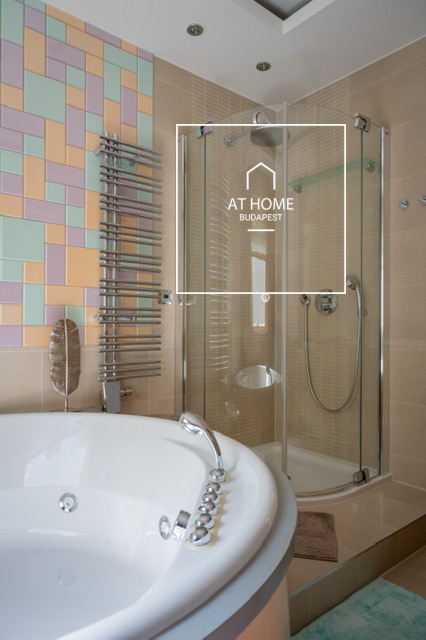 160 sqm First-Floor Apartment with 3 Bedrooms and Parking in District XII