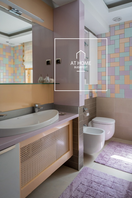 160 sqm First-Floor Apartment with 3 Bedrooms and Parking in District XII