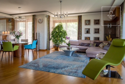 150nm-es első emeleti 3 hálószobás lakás parkolóhellyel a XII. kerületben