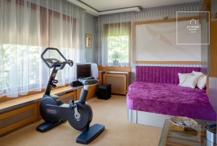 160 sqm First-Floor Apartment with 2 Bedrooms and Parking in District XII