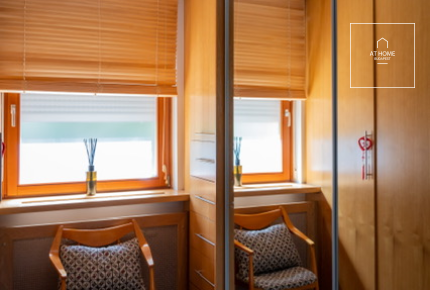 160 sqm First-Floor Apartment with 2 Bedrooms and Parking in District XII