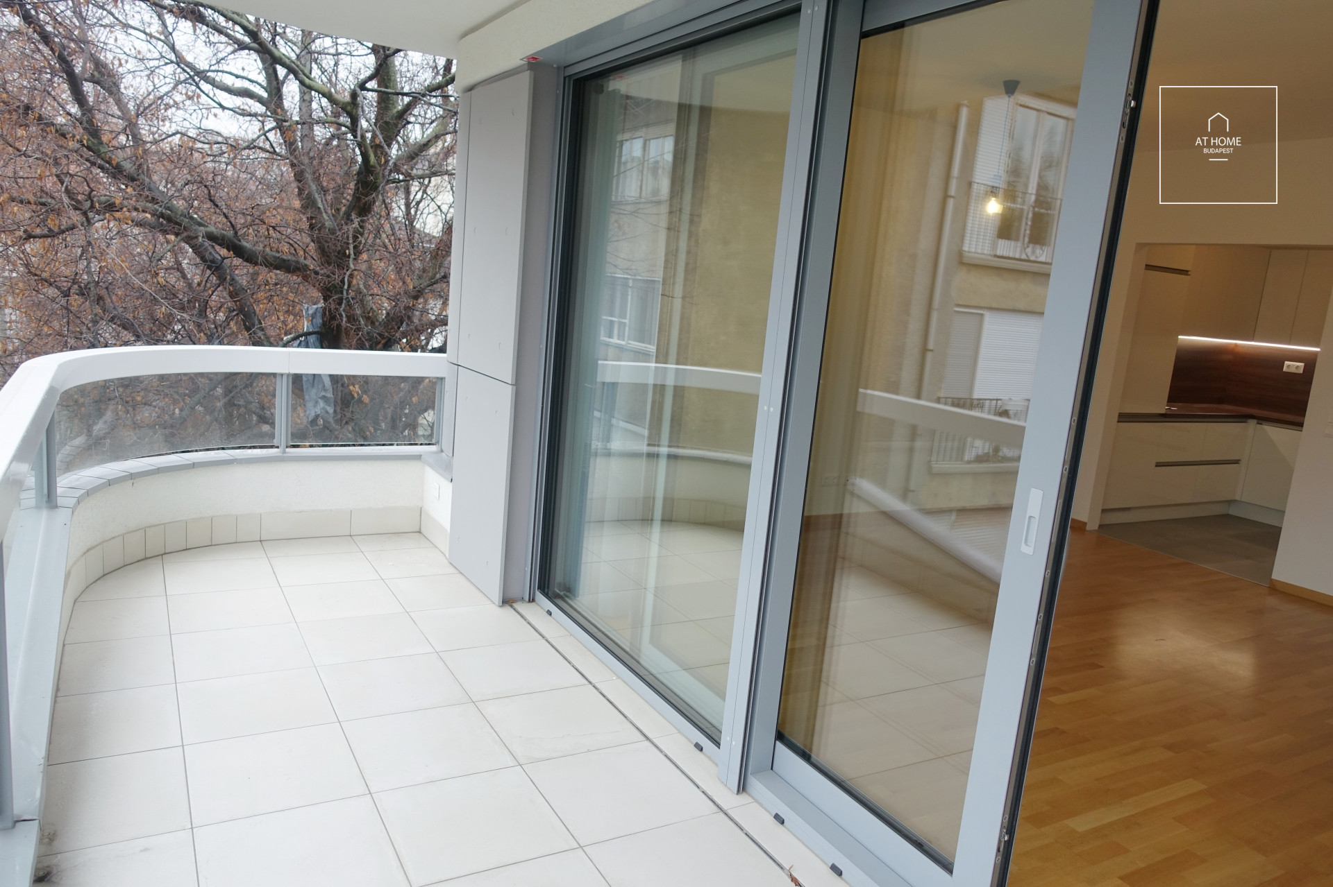 Newly built 2-bedroom apartment for rent in the VI. district