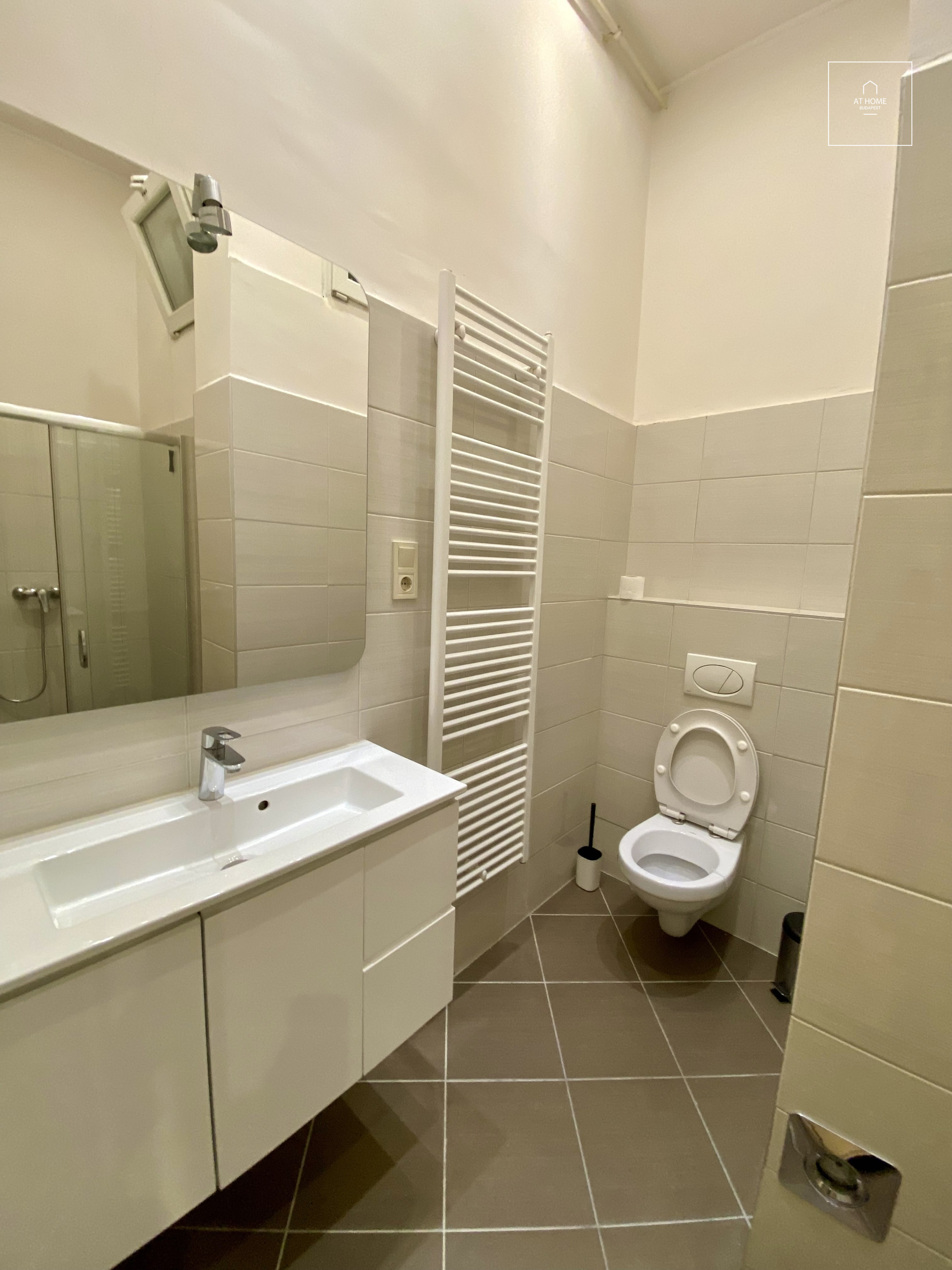 Napfényes lakás kiadó Budapest VI. kerület, Terézváros