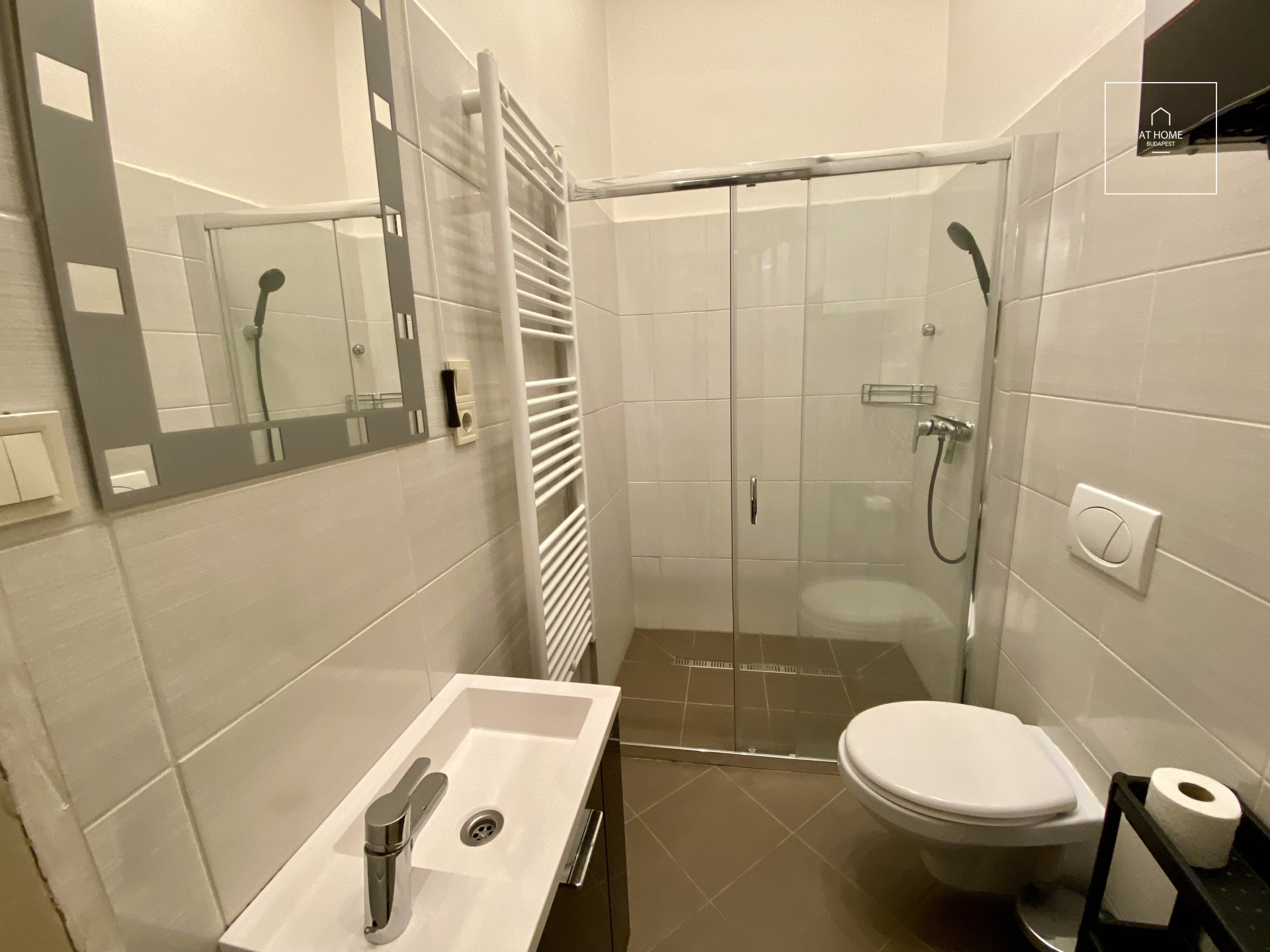 Sunny apartment for rent Budapest VI. district, Terézváros