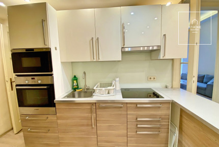 Sunny apartment for rent Budapest VI. district, Terézváros