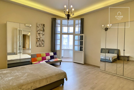 Sunny apartment for rent Budapest VI. district, Terézváros
