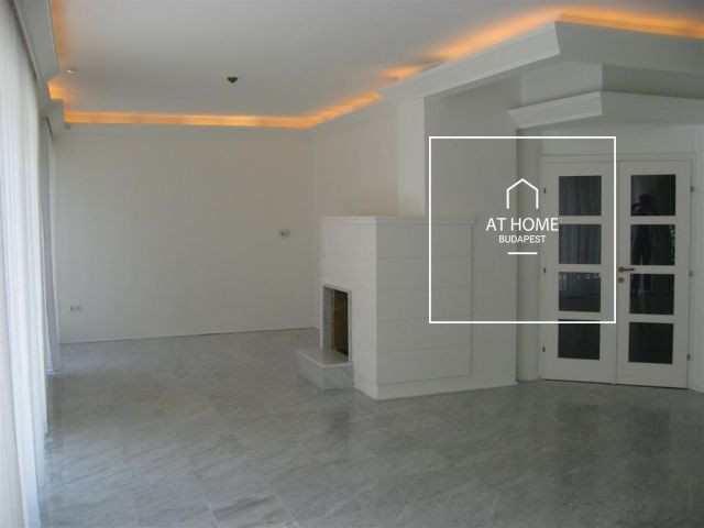 Sunny detached house for rent Budapest XII. district, Svábhegy