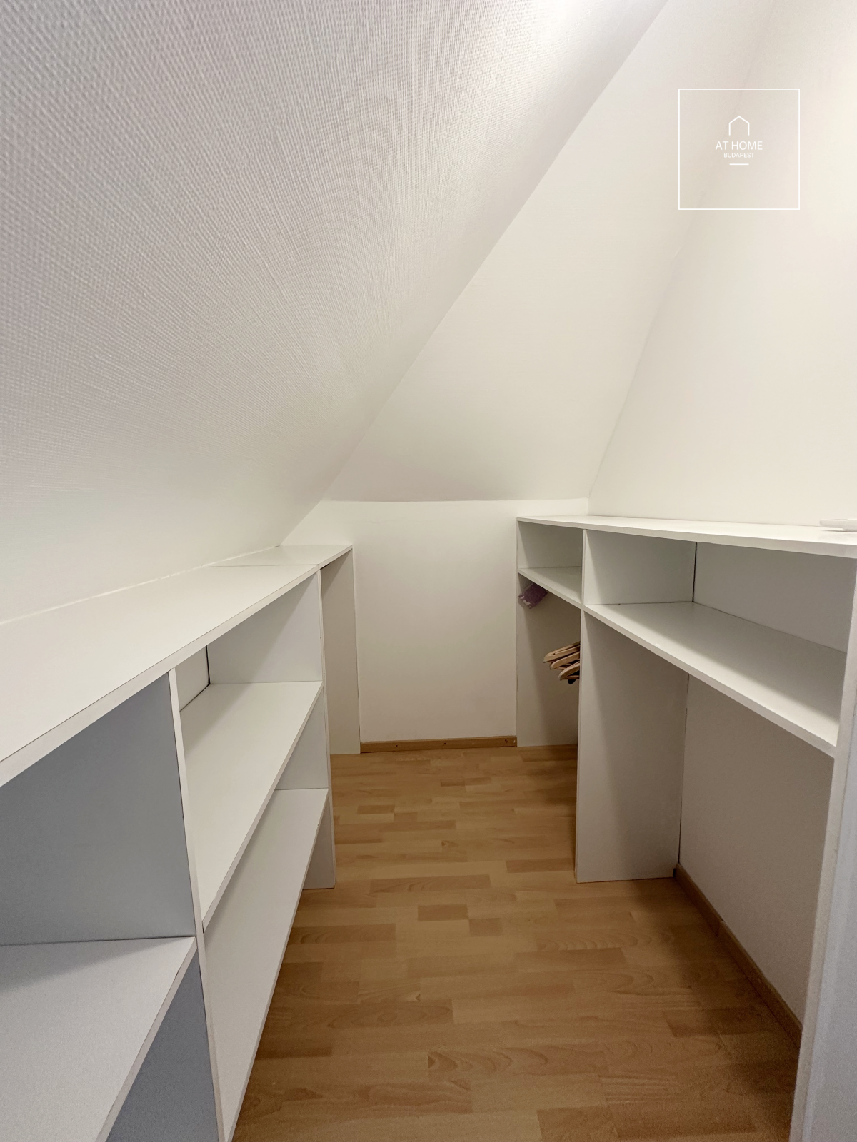 Sunny detached house for rent Budapest XII. district, Svábhegy