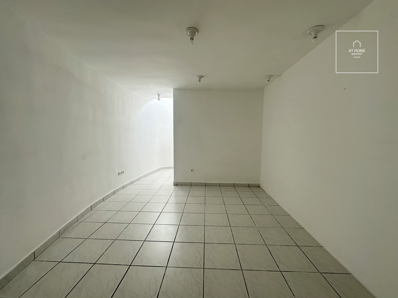 Napfényes Önálló családi ház kiadó Budapest XII. kerület, Svábhegy