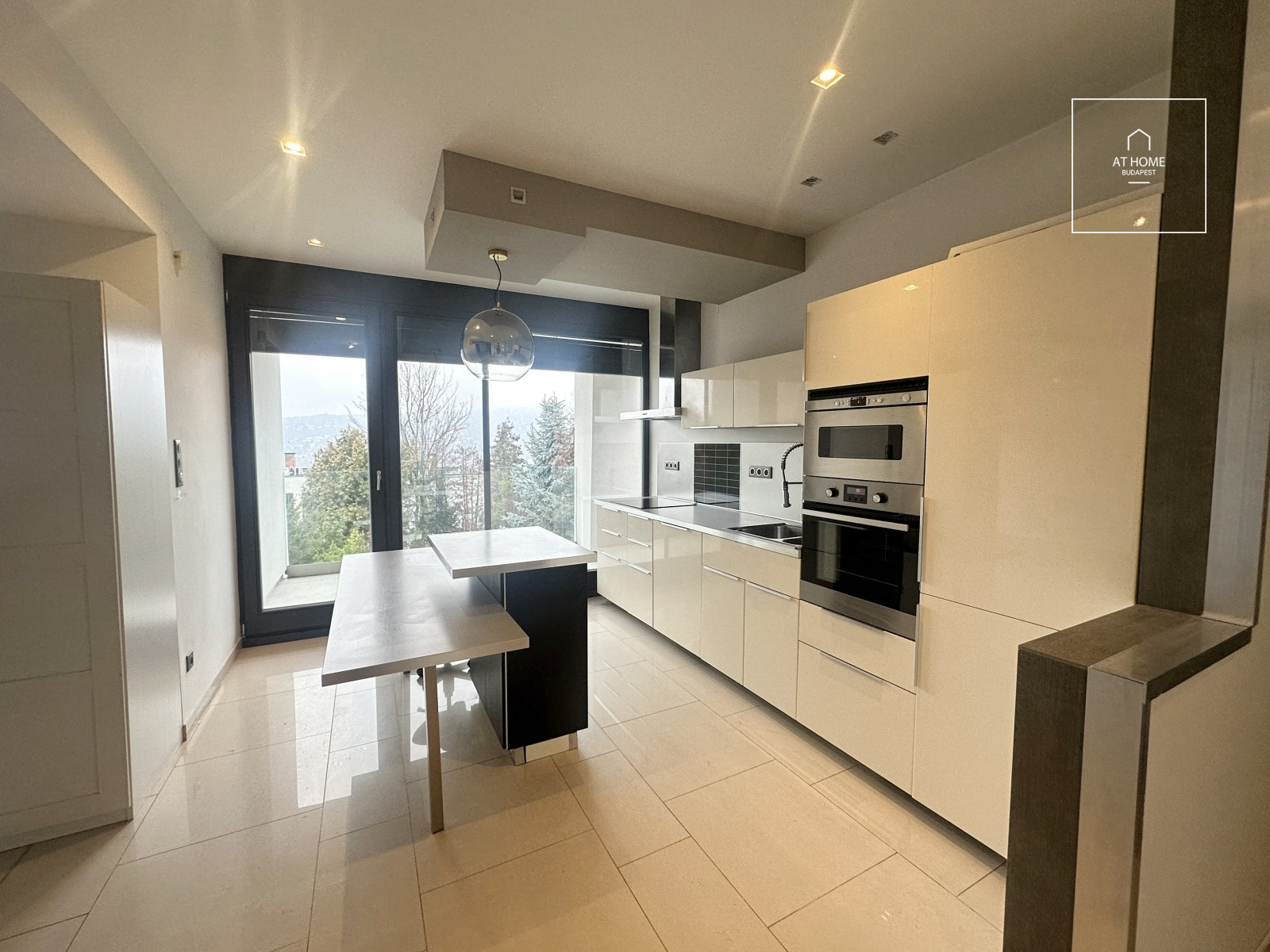 Exclusive apartment  Budapest II. district, Törökvész