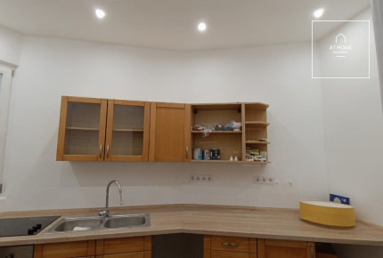 Two-Bedroom Apartment with Danube Panorama in the 5th District