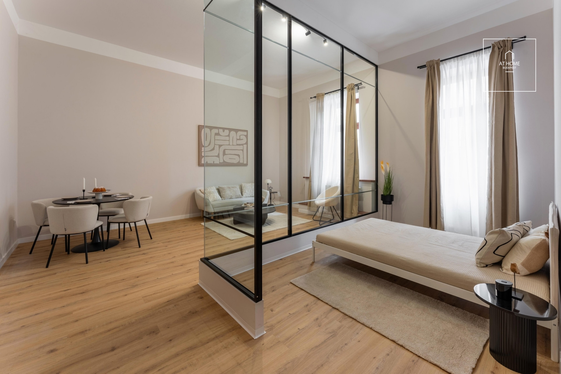 Bright 2-Bedroom Apartment in Budapest City Center, Near Gozsdu Courtyard