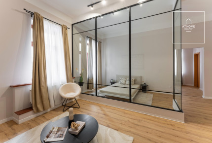 Bright 2-Bedroom Apartment in Budapest City Center, Near Gozsdu Courtyard
