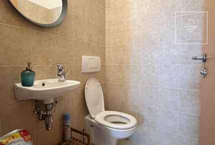 Sunny 3-Bedroom Corner Apartment in a Luxury Condominium in Budapest’s 9th District