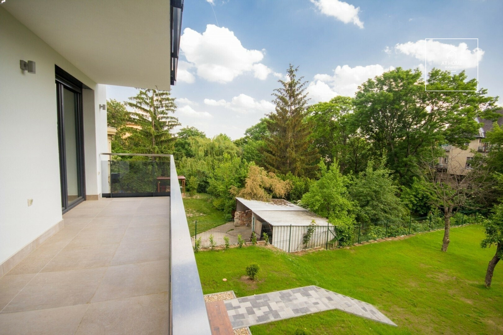 3 hálószobás újszerű lakás kiadó a II. kerületben, Rózsadomb